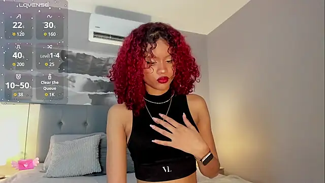 Snapshot of Aprillbrunette chatting on September 16, 2025, 2:56 am Aprillbrunette online show from September 16, 2025, 2:56 am