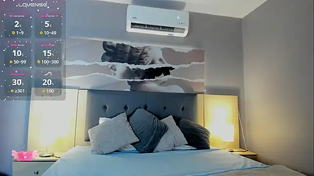 Snapshot of Aprillbrunette chatting on October 2, 2025, 2:37 am Aprillbrunette online show from October 2, 2025, 2:37 am