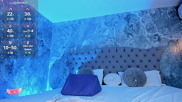 Snapshot of Aprillbrunette chatting on March 19, 2025, 8:34 am Aprillbrunette online show from March 19, 2025, 8:34 am