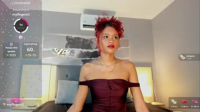 Snapshot of Aprillbrunette chatting on September 22, 2025, 3:23 am Aprillbrunette online show from September 22, 2025, 3:23 am