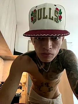 Snapshot of Herem369 chatting on October 30, 2025, 12:25 pm Herem369 online show from October 30, 2025, 12:25 pm