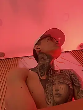 Snapshot of Herem369 chatting on November 3, 2025, 3:37 pm Herem369 online show from November 3, 2025, 3:37 pm