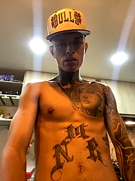 Snapshot of Herem369 chatting on October 31, 2025, 3:58 am Herem369 online show from October 31, 2025, 3:58 am