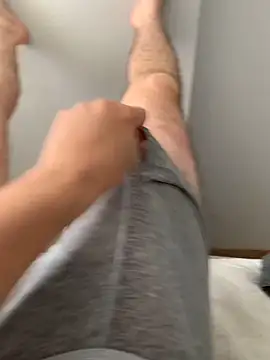 Snapshot of Erenn34 chatting on September 21, 2025, 1:38 pm Erenn34 online show from September 21, 2025, 1:38 pm