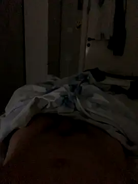 Snapshot of Erenn34 chatting on September 18, 2025, 1:19 am Erenn34 online show from September 18, 2025, 1:19 am