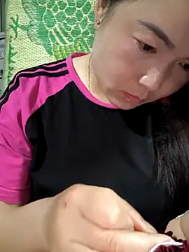 Snapshot of Sweetlove_77 chatting on September 14, 2025, 1:50 am Sweetlove 77 online show from September 14, 2025, 1:50 am