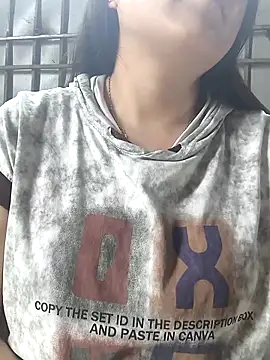 Snapshot of Sweetlove_77 chatting on November 10, 2025, 6:40 am Sweetlove 77 online show from November 10, 2025, 6:40 am