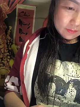 Snapshot of Sweetlove_77 chatting on November 22, 2025, 2:05 pm Sweetlove 77 online show from November 22, 2025, 2:05 pm