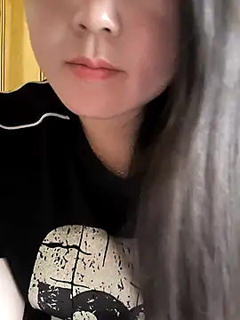 Snapshot of Sweetlove_77 chatting on October 11, 2025, 3:18 am Sweetlove 77 online show from October 11, 2025, 3:18 am