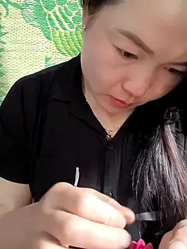 Snapshot of Sweetlove_77 chatting on September 12, 2025, 1:28 am Sweetlove 77 online show from September 12, 2025, 1:28 am