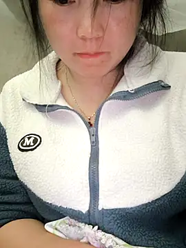 Snapshot of Sweetlove_77 chatting on October 24, 2025, 1:21 pm Sweetlove 77 online show from October 24, 2025, 1:21 pm