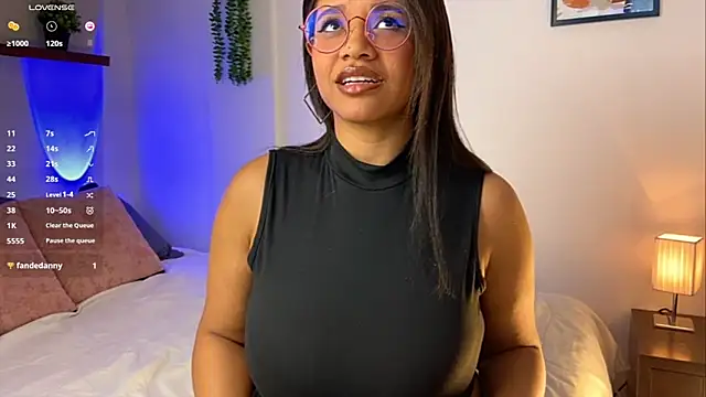 Snapshot of aleiasc chatting on October 29, 2025, 10:42 pm aleiasc online show from October 29, 2025, 10:42 pm