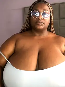 bustytitsxxx online show from September 12, 2025, 10:48 am