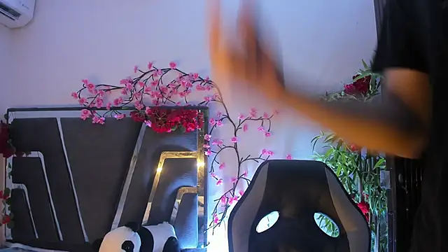 Black Rose2 online show from November 9, 2025, 11:25 am