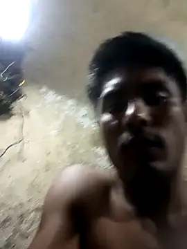 Snapshot of Aqua2312 chatting on April 11, 2026, 4:42 am Aqua2312 online show from April 11, 2026, 4:42 am