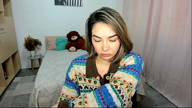 Snapshot of Alexa_Dolly12 chatting on April 17, 2026, 8:17 am Alexa Dolly12 online show from April 17, 2026, 8:17 am
