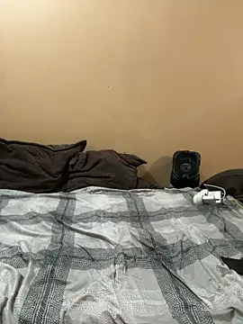 Snapshot of vika2323 chatting on November 15, 2025, 5:17 pm vika2323 online show from November 15, 2025, 5:17 pm