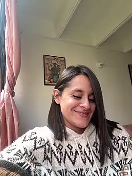 Alice milf  online show from May 15, 2026, 5:55 pm