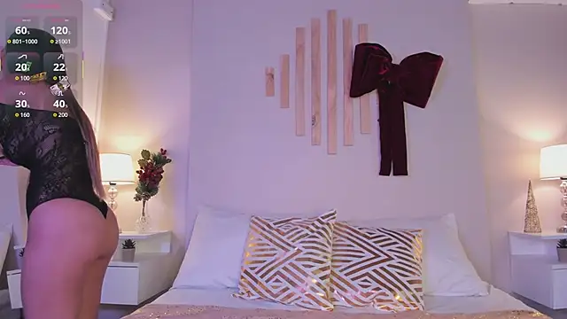 VictoriaNoah  online show from December 19, 2025, 7:49 pm