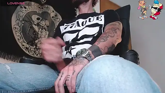 Snapshot of ren_stipee chatting on November 13, 2025, 9:19 pm ren stipee online show from November 13, 2025, 9:19 pm