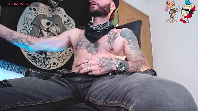 Snapshot of ren_stipee chatting on November 17, 2025, 10:47 pm ren stipee online show from November 17, 2025, 10:47 pm