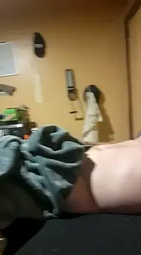 Snapshot of BigDDave6979 chatting on March 5, 2025, 2:57 am BigDDave6979 online show from March 5, 2025, 2:57 am