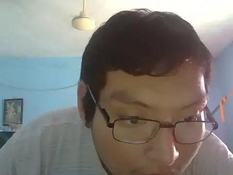 Snapshot of daniel4444Cu chatting on July 9, 2026, 5:23 pm daniel4444Cu online show from July 9, 2026, 5:23 pm