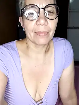 luz bella online show from December 16, 2024, 3:08 am