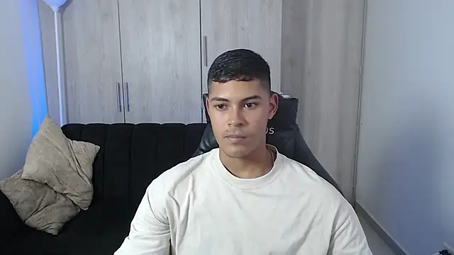 Iamdylan777 online show from October 23, 2025, 7:01 pm