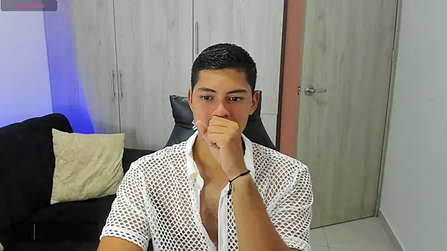 Iamdylan777 online show from March 5, 2025, 4:35 pm