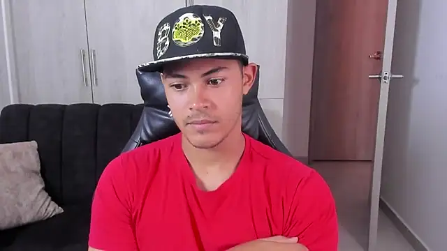 Iamdylan777 online show from October 9, 2025, 2:06 pm