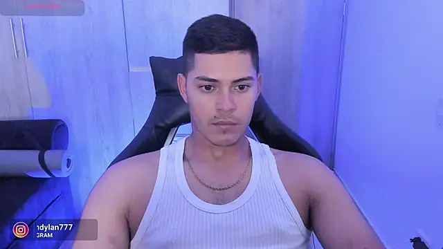 Iamdylan777 online show from February 18, 2025, 1:43 am