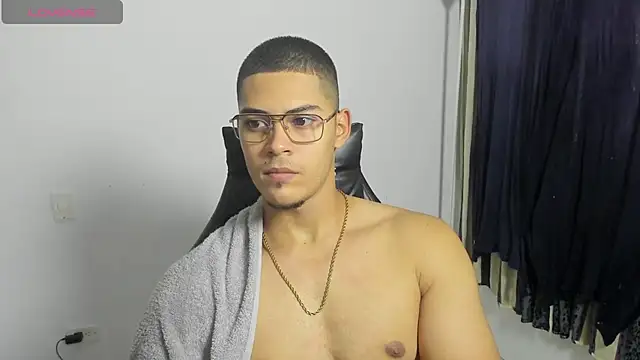 Iamdylan777 online show from February 14, 2026, 7:41 am