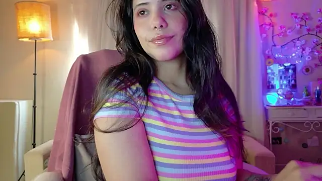 AllisonCatUwU online show from June 11, 2026, 4:04 pm