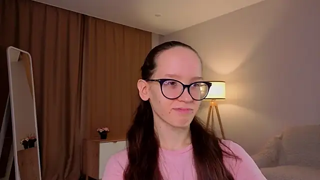 Snapshot of BettyBrowni chatting on March 16, 2026, 4:10 pm BettyBrowni online show from March 16, 2026, 4:10 pm