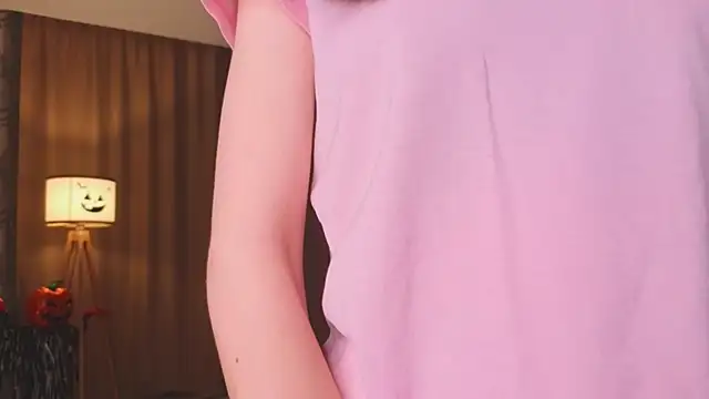 Snapshot of BettyBrowni chatting on November 19, 2025, 4:07 pm BettyBrowni online show from November 19, 2025, 4:07 pm