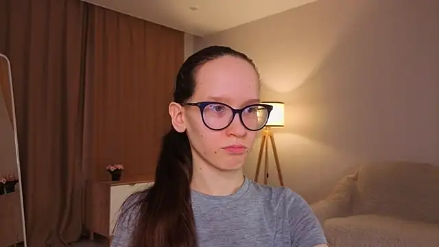 Snapshot of BettyBrowni chatting on March 17, 2026, 4:10 pm BettyBrowni online show from March 17, 2026, 4:10 pm