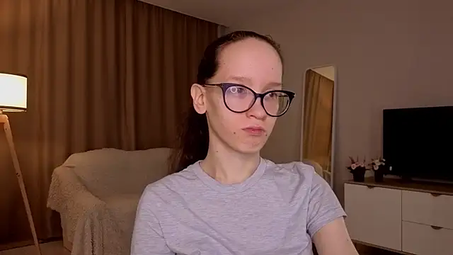 Snapshot of BettyBrowni chatting on April 14, 2026, 4:12 pm BettyBrowni online show from April 14, 2026, 4:12 pm