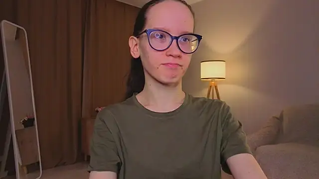 Snapshot of BettyBrowni chatting on March 24, 2026, 4:18 pm BettyBrowni online show from March 24, 2026, 4:18 pm