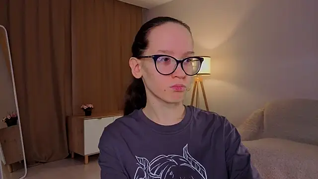 Snapshot of BettyBrowni chatting on March 9, 2026, 4:10 pm BettyBrowni online show from March 9, 2026, 4:10 pm