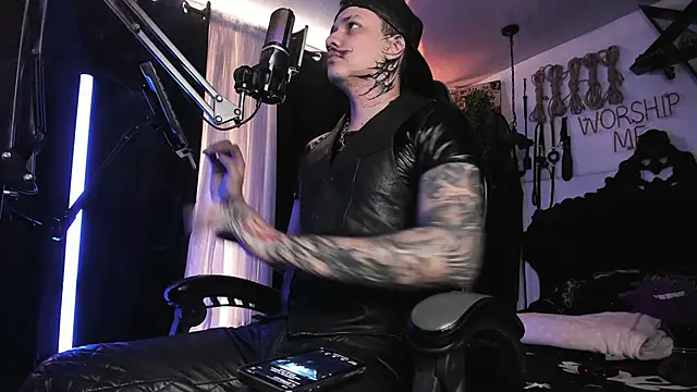 allanhurtss online show from March 10, 2025, 6:01 pm