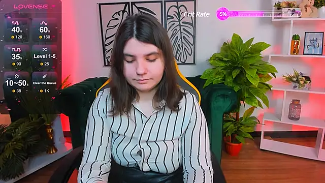 Snapshot of Viola__Shy chatting on March 13, 2025, 9:26 pm Viola Shy online show from March 13, 2025, 9:26 pm