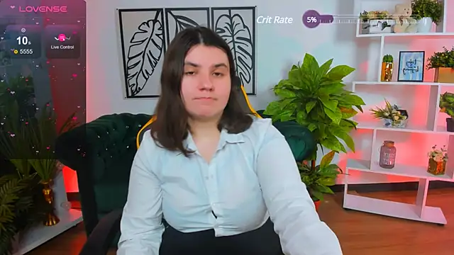Snapshot of Viola__Shy chatting on March 5, 2025, 9:37 pm Viola Shy online show from March 5, 2025, 9:37 pm
