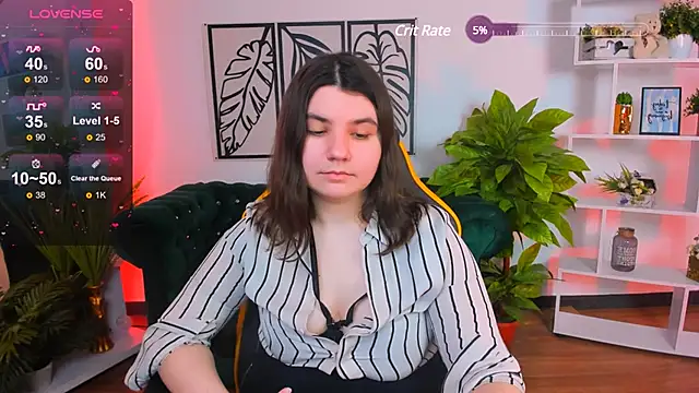Snapshot of Viola__Shy chatting on March 8, 2025, 12:22 am Viola Shy online show from March 8, 2025, 12:22 am