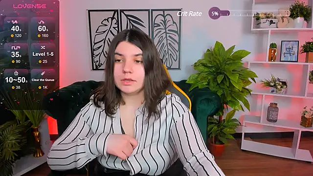 Snapshot of Viola__Shy chatting on March 1, 2025, 12:39 am Viola Shy online show from March 1, 2025, 12:39 am