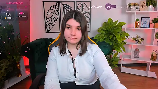 Snapshot of Viola__Shy chatting on February 27, 2025, 4:24 am Viola Shy online show from February 27, 2025, 4:24 am