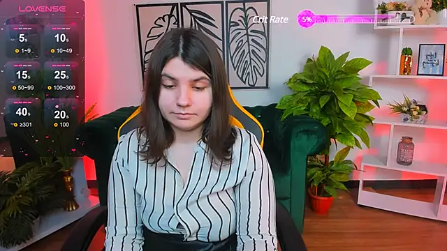 Snapshot of Viola__Shy chatting on March 14, 2025, 1:48 am Viola Shy online show from March 14, 2025, 1:48 am