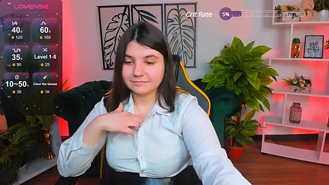 Snapshot of Viola__Shy chatting on March 13, 2025, 12:05 am Viola Shy online show from March 13, 2025, 12:05 am