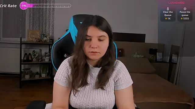 Snapshot of Viola__Shy chatting on November 27, 2025, 9:04 pm Viola Shy online show from November 27, 2025, 9:04 pm