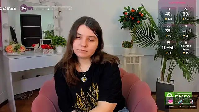 Snapshot of Viola__Shy chatting on October 11, 2025, 8:43 pm Viola Shy online show from October 11, 2025, 8:43 pm